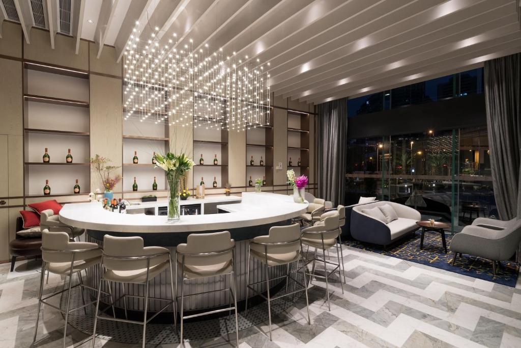 Posezení v ubytování Golden Tulip Shanghai Hongqiao - A Louvre Hotel