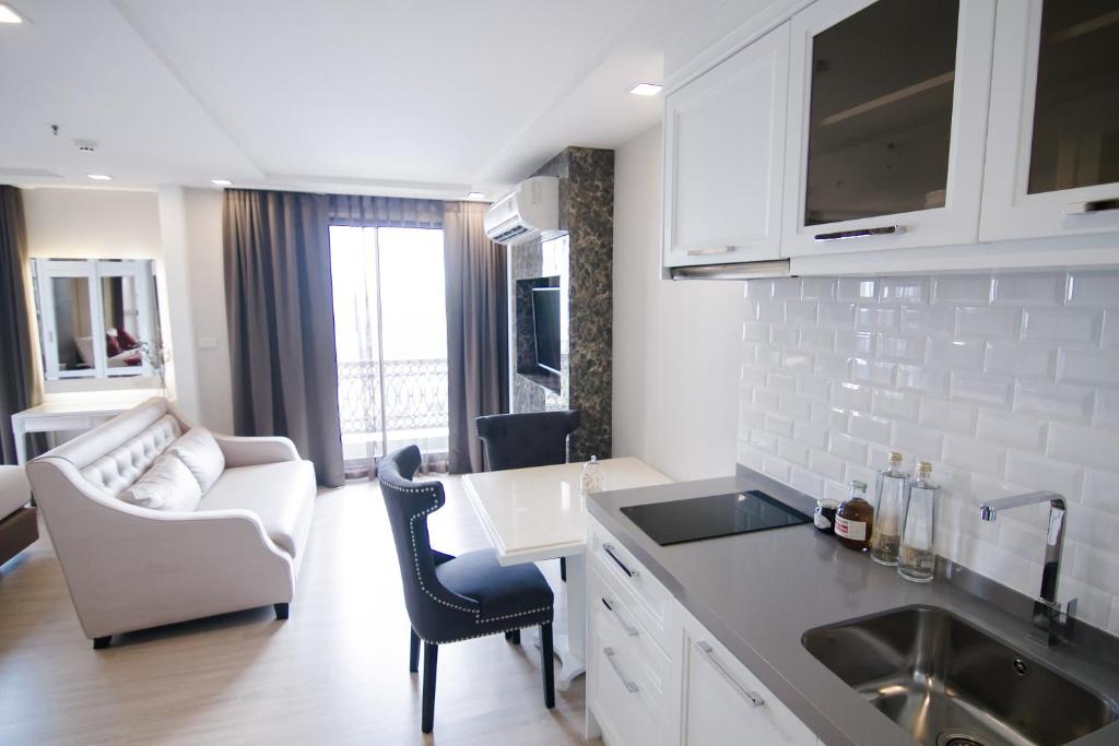 Hope Land Hotel Sukhumvit 8 - Resim 40