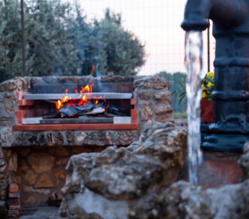 Gril dostupný pro hosty v bed and breakfast