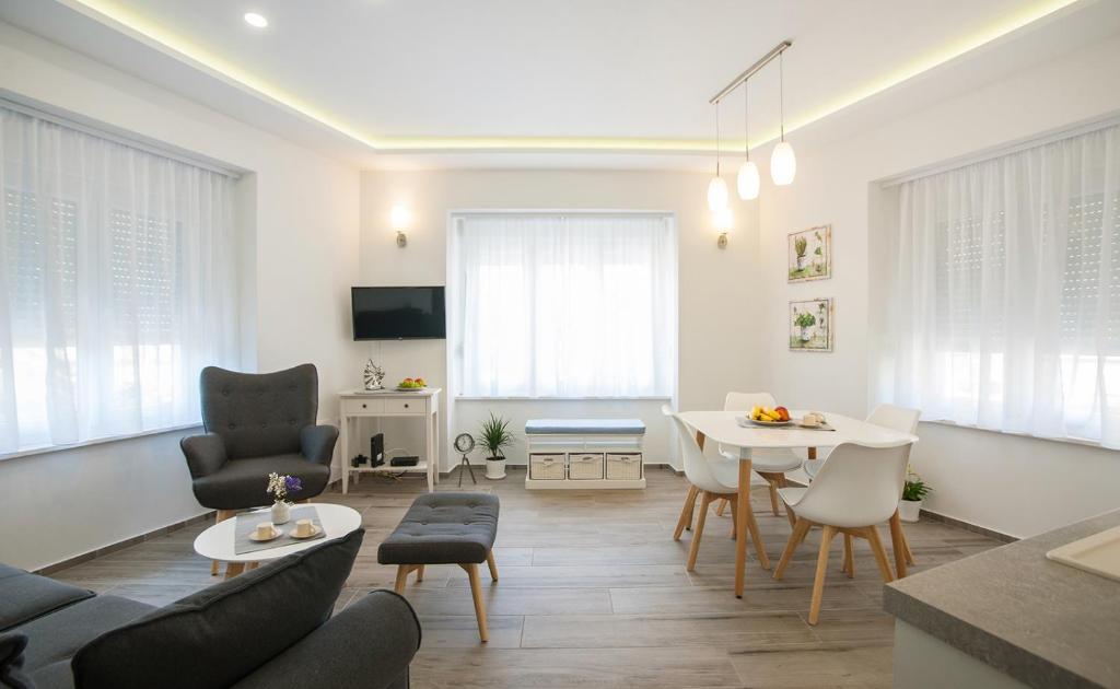 Posedenie v ubytovaní Apartman ''Petar''