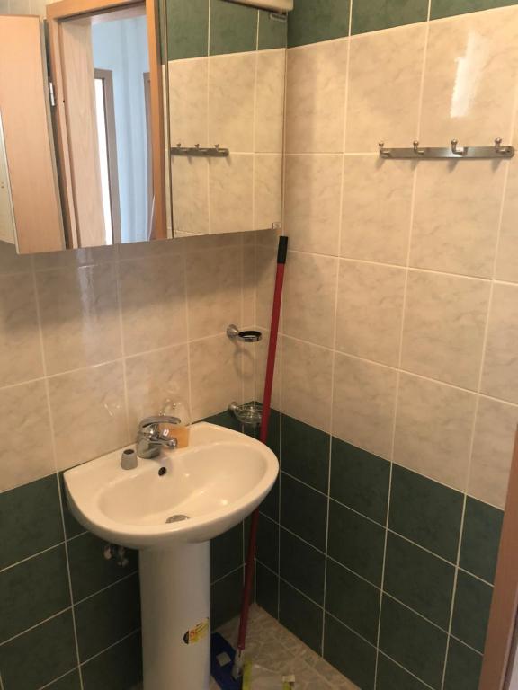 Kúpeľňa v ubytovaní Apartman Ylli