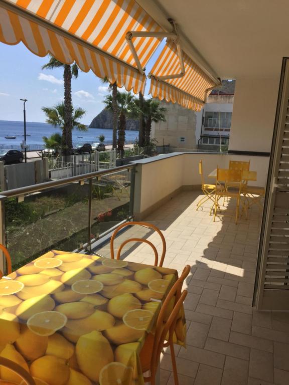 Le Zagare apartments - Appartement Met Uitzicht Op Zee