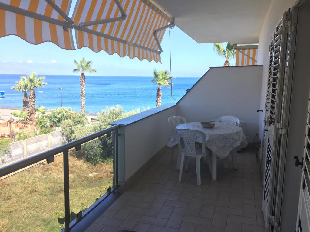 Le Zagare apartments - Appartement Met Uitzicht Op Zee