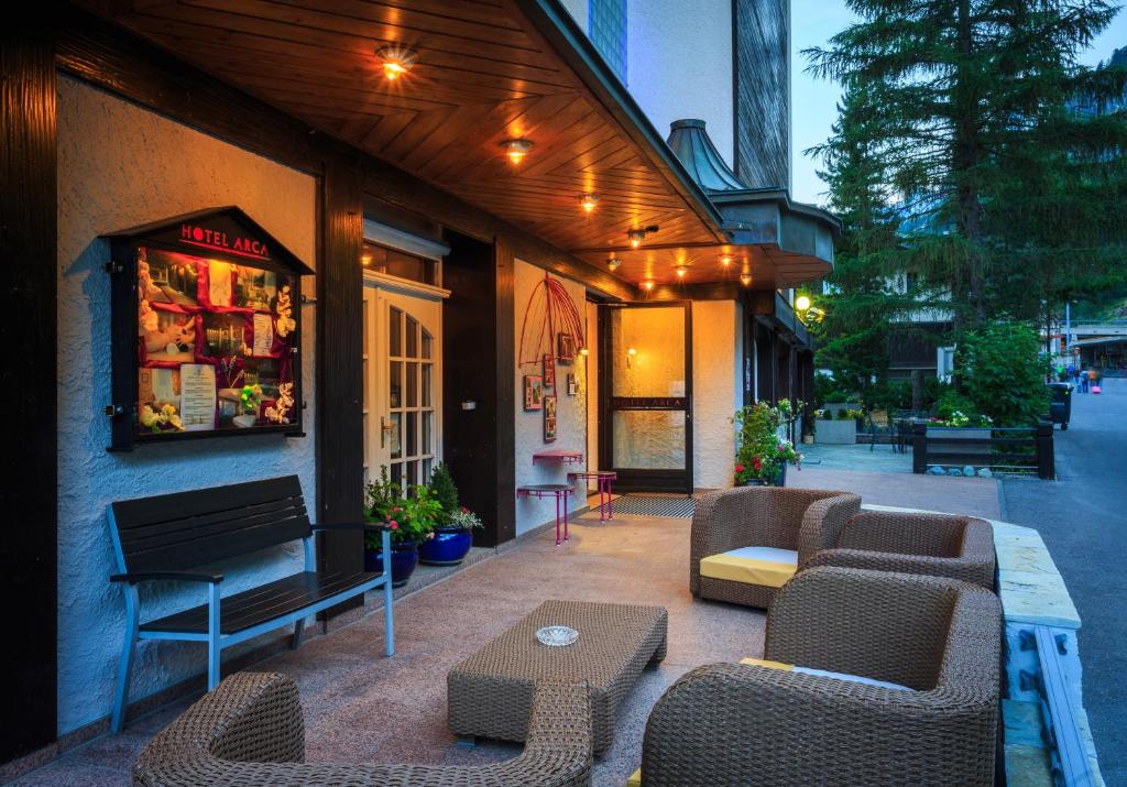 Ein Sitzbereich in der Unterkunft Arca Aparthotel &amp; Spa