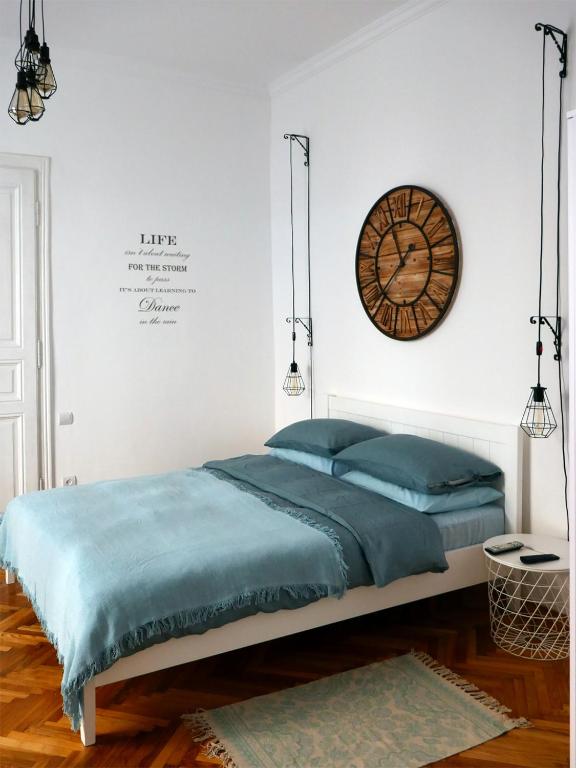 Romantic Apartment on Rynok square with Air-Conditioning - One-Bedroom Apartment