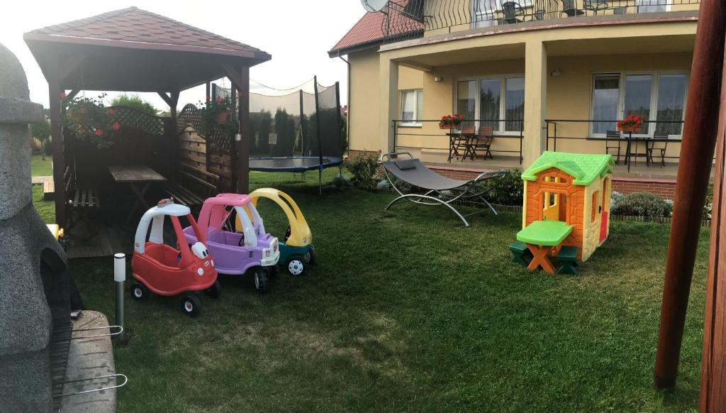 Herní místnost nebo prostor pro děti v ubytování ProstyWynajem - Słoneczny Domek ROWY