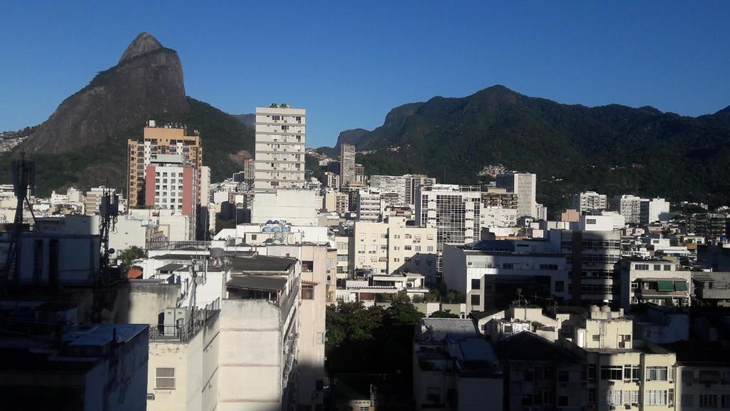  Flat de luxo com piscinas e jacuzzi no Leblon