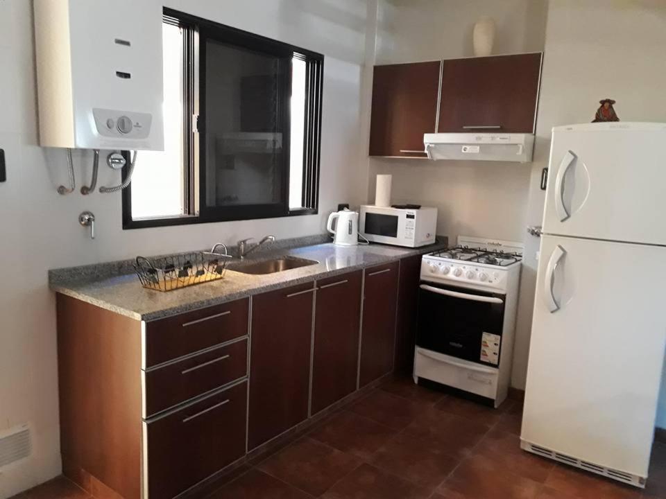 Küche/Küchenzeile in der Unterkunft Duplex temporario Santa Fe