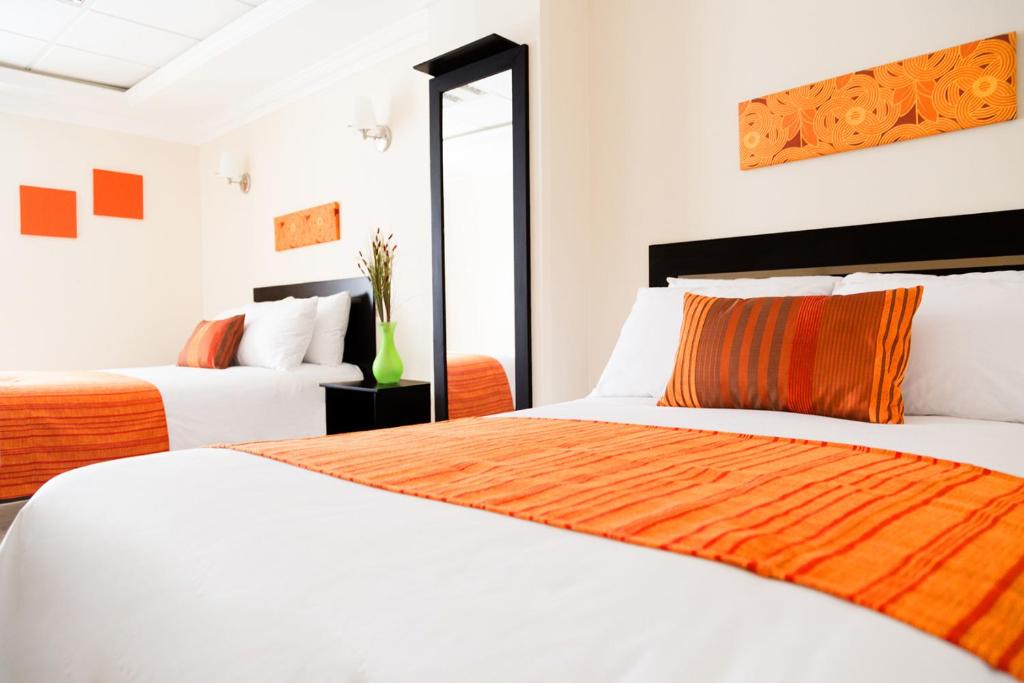 Postel nebo postele na pokoji v ubytování Inn Express Hotel Tula