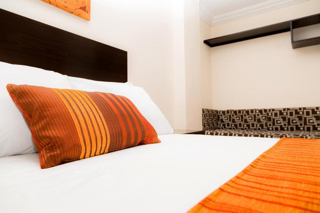 Postel nebo postele na pokoji v ubytování Inn Express Hotel Tula