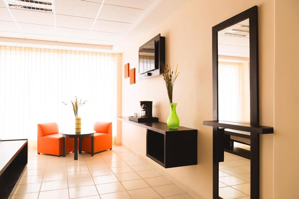 TV a/nebo společenská místnost v ubytování Inn Express Hotel Tula