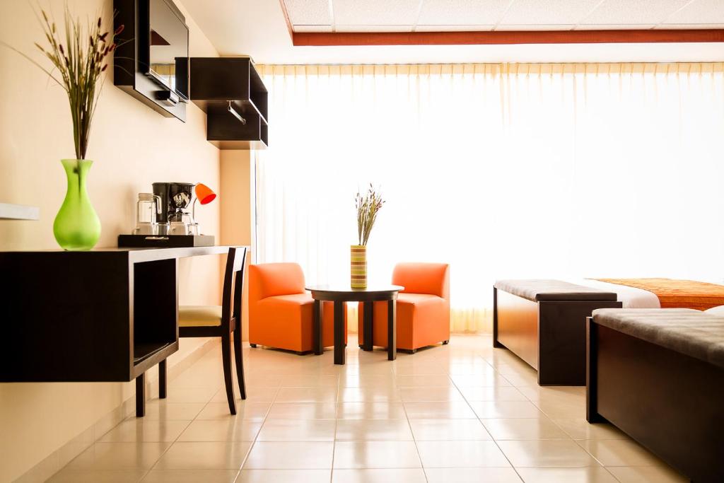 TV a/nebo společenská místnost v ubytování Inn Express Hotel Tula
