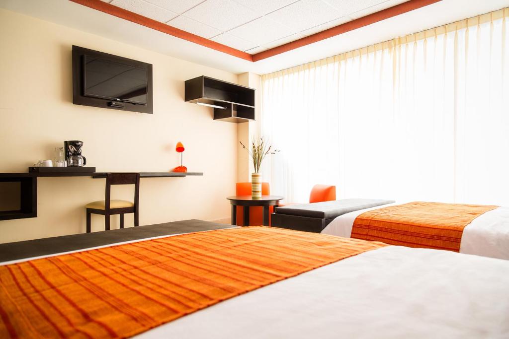 Postel nebo postele na pokoji v ubytování Inn Express Hotel Tula