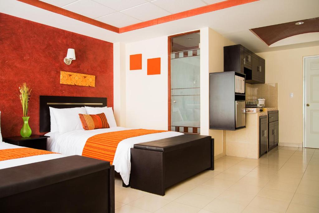 Kuchyň nebo kuchyňský kout v ubytování Inn Express Hotel Tula