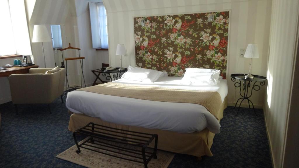 Postel nebo postele na pokoji v ubytování Best Western Hôtel Montgomery