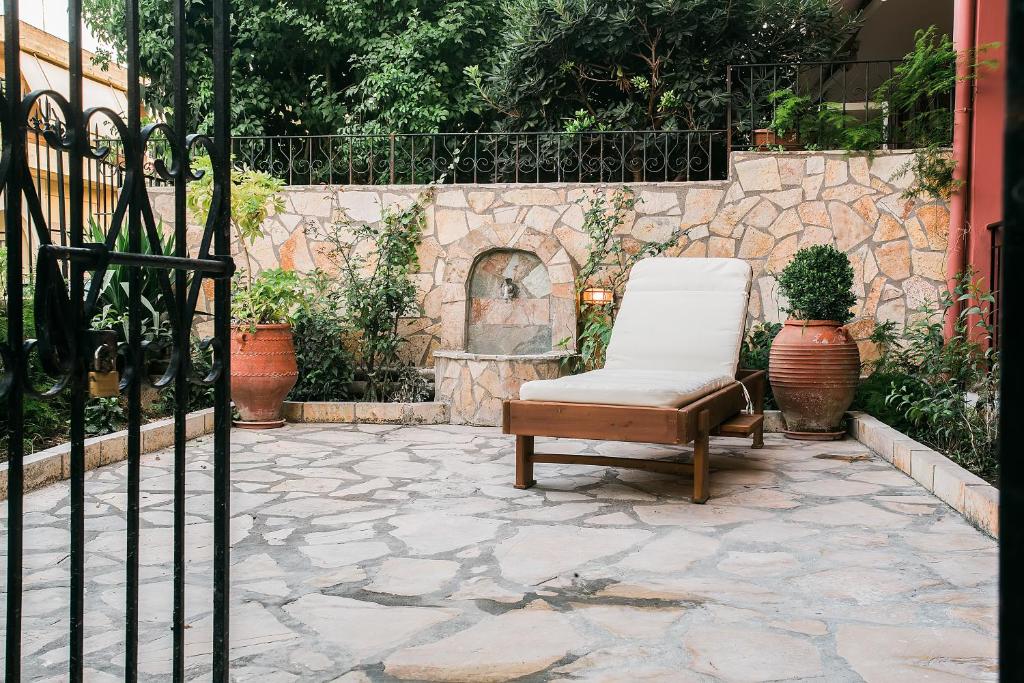 Patio nebo venkovní prostory v ubytování Penelope Corfu Suite