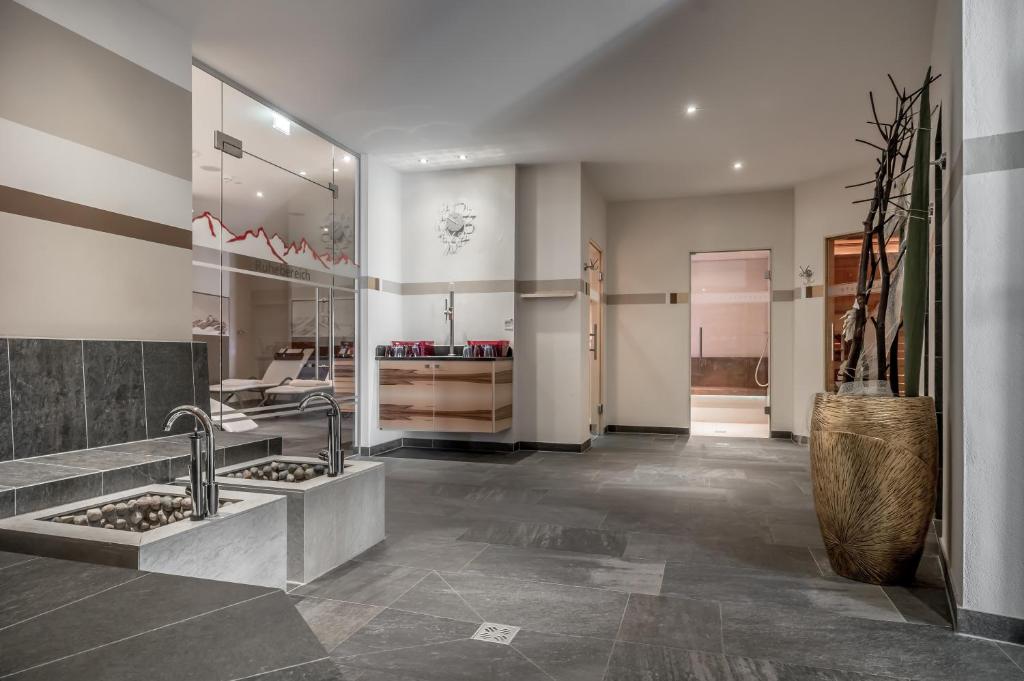 Kuchyň nebo kuchyňský kout v ubytování Hotel Elisabeth Superior Sölden
