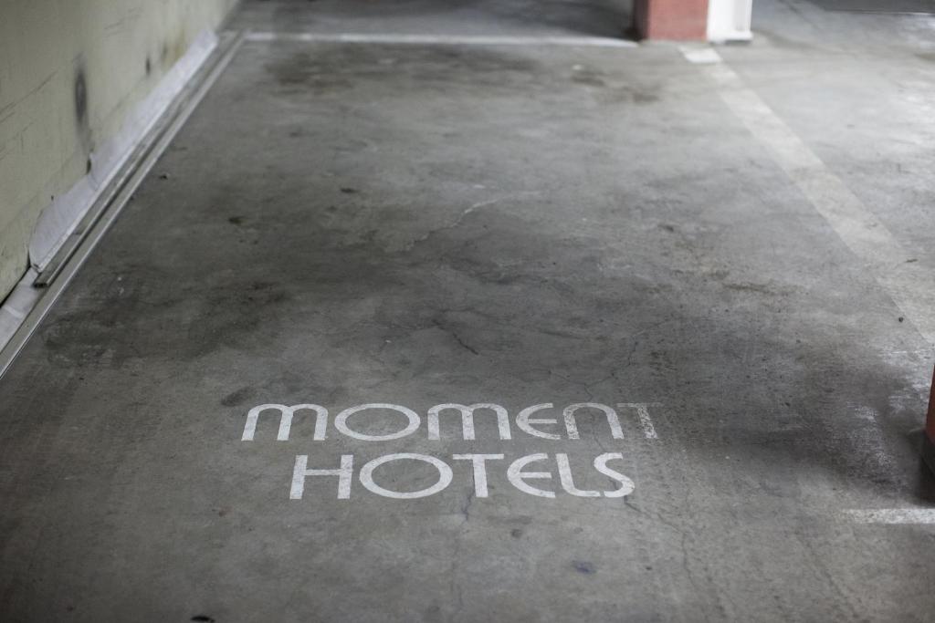 Moment Hotels - Resim 38