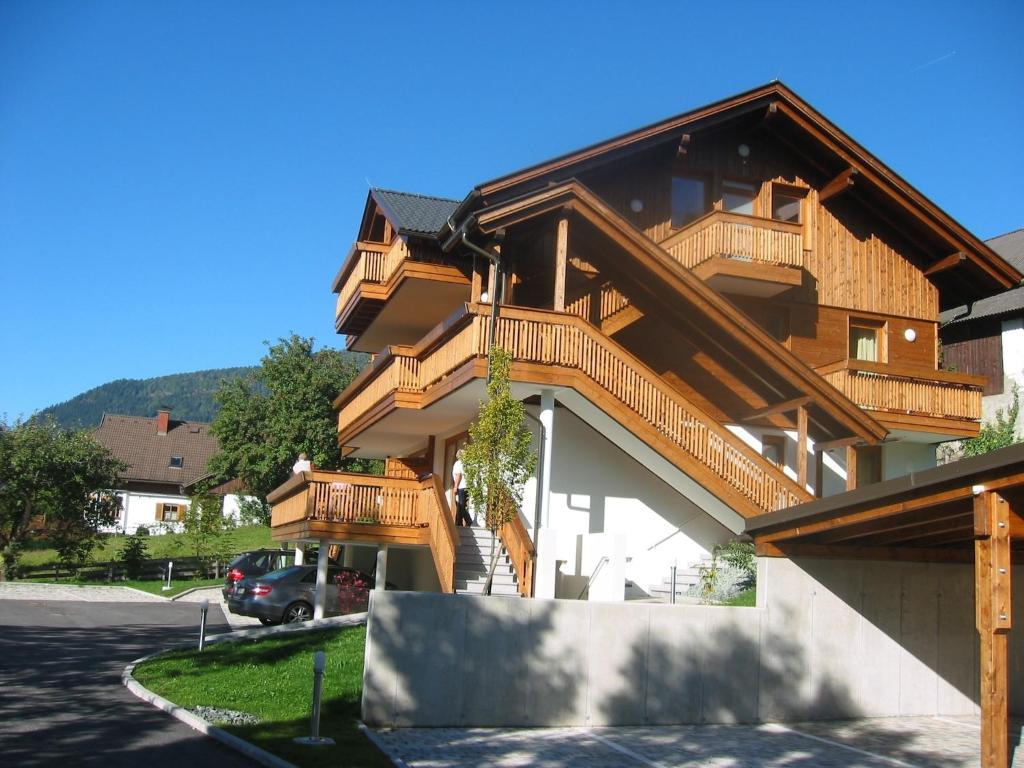 Výhľad na hory alebo výhľad na hory priamo z apartmánu