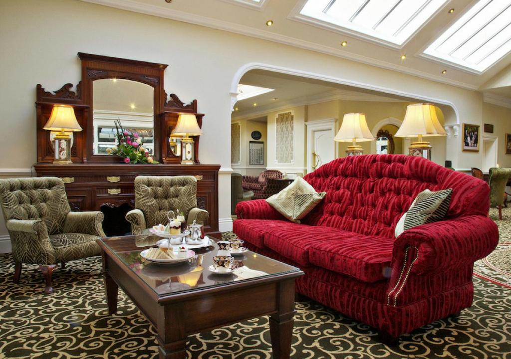 Posezení v ubytování Fitzgeralds Woodlands House Hotel