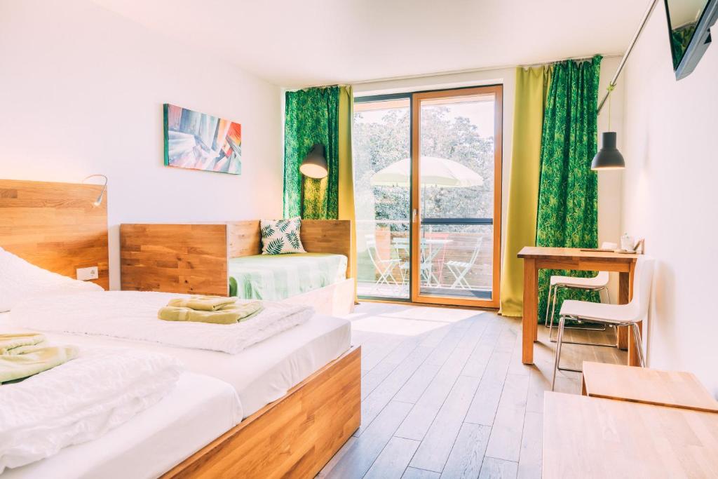 Gut Hügle Erlebnishof & Familienhotel - Studio Apartment With Balcony