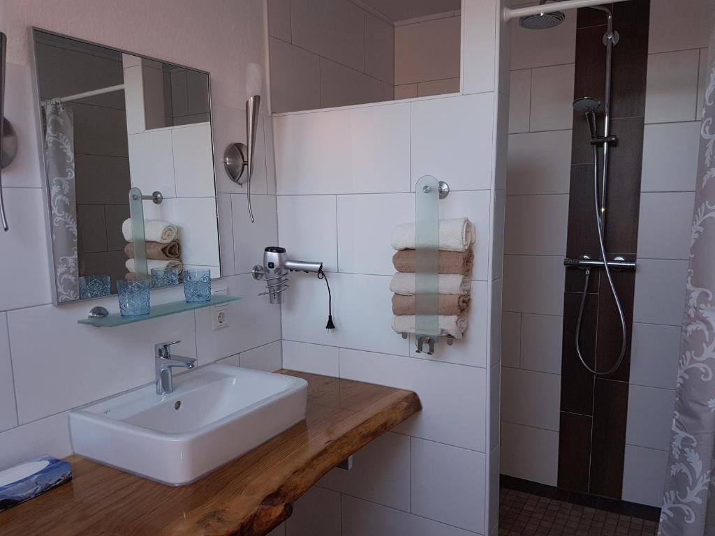 Koupelna v ubytování Landhaus Westerloy