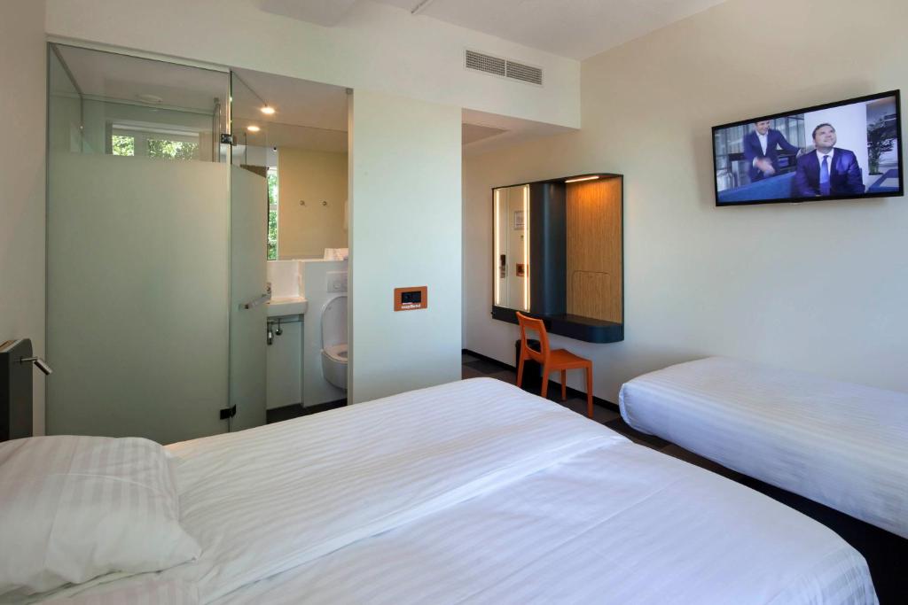 easyHotel Maastricht City Centre - Resim 24