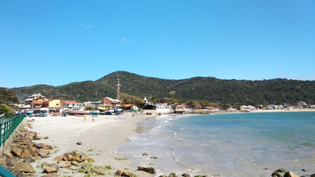  Apto Armação do Sul Ilha