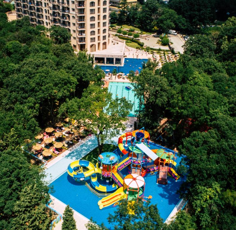 Dolce Vita Sunshine Resort All Inclusive - Free Aquapark & Beach, Golden  Sands, Bulgaria - Booking.com