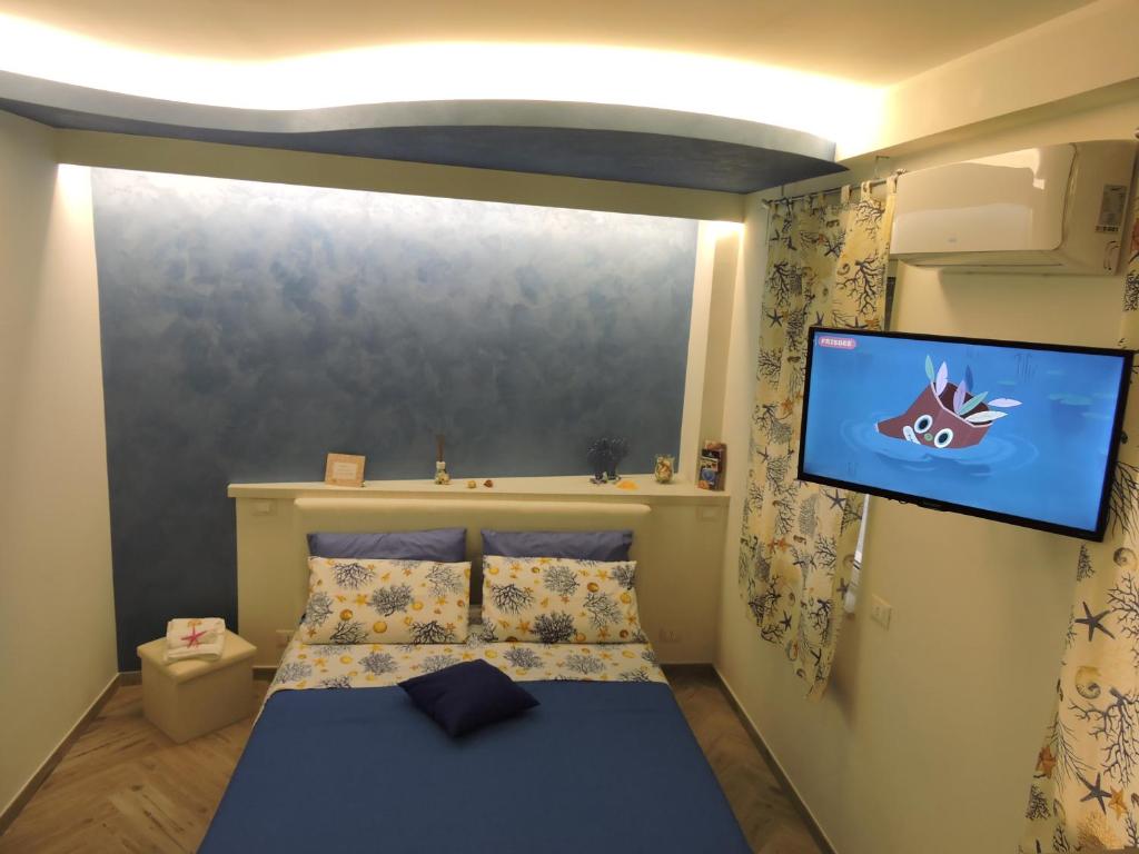 A television and/or entertainment centre at MarEtna