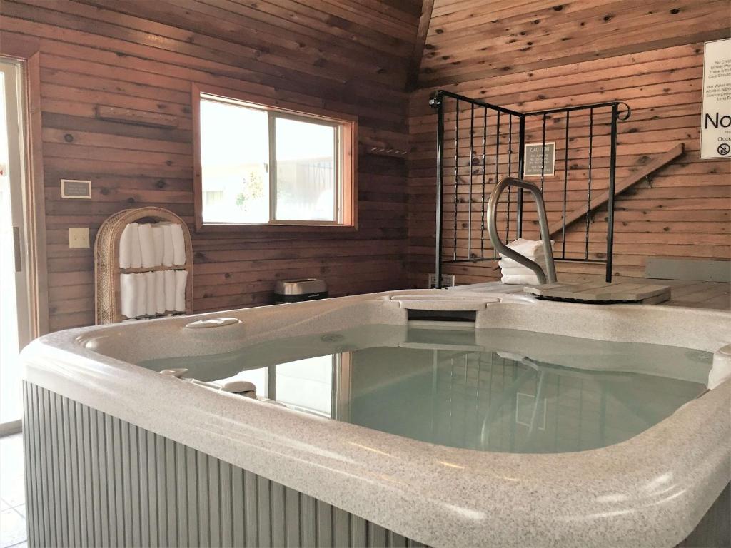 Fotografie z fotogalerie ubytování RiverTree Inn & Suites v destinaci Clarkston