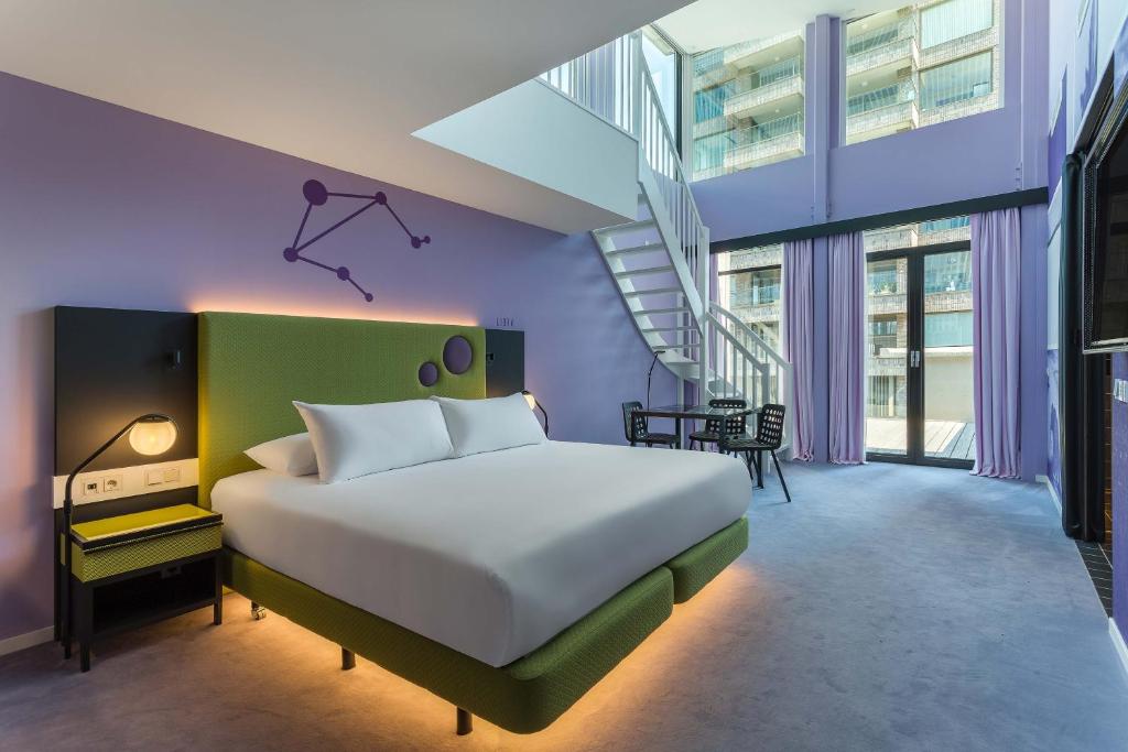 
Family duplex room with terrace (only to be booked by 2 adults with children)
