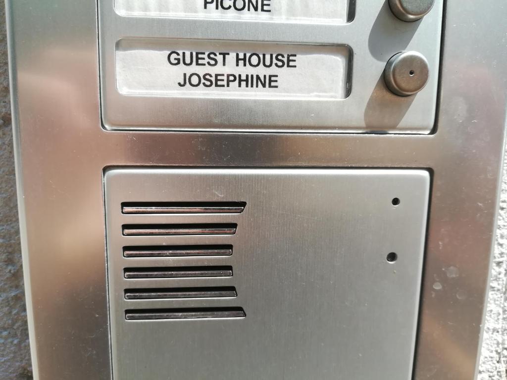 Fotografia z galérie ubytovania Guest House Josephine v destinácii Salerno