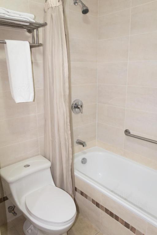 Koupelna v ubytování Hotel Novalux