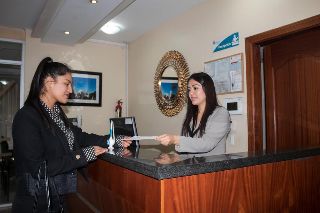 Hosté ubytování Hotel Novalux
