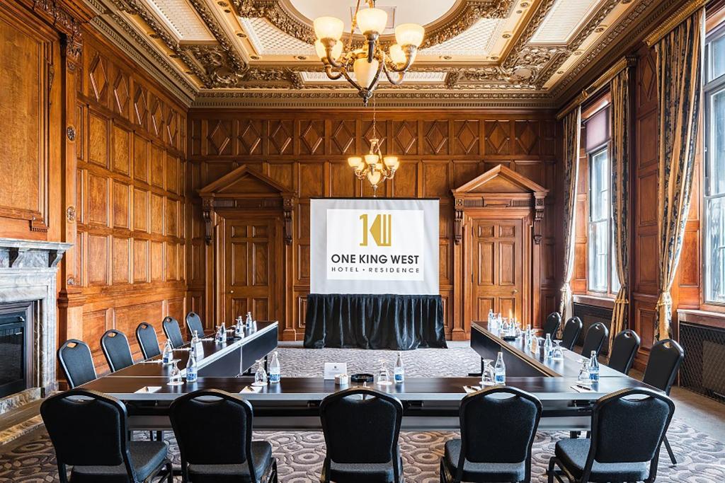 One King West Hotel and Residence - Resim 20