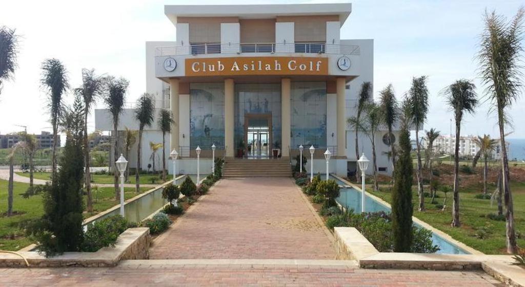 Fotografie z fotogalerie ubytování Marina Golf, Tanger Emplacement supérieur Juste à côté de la piscine v destinaci Asilah