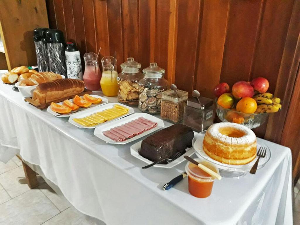 Comida no hotel ou em algum lugar perto