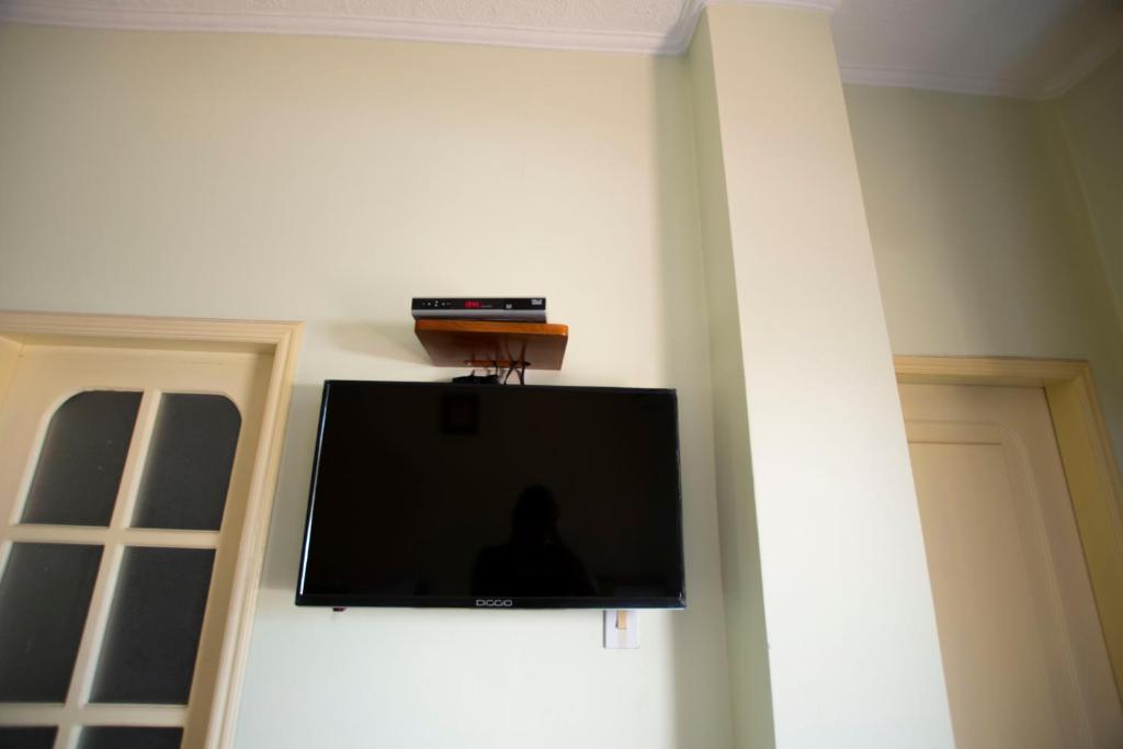 TV a/nebo společenská místnost v ubytování Hostal Andry