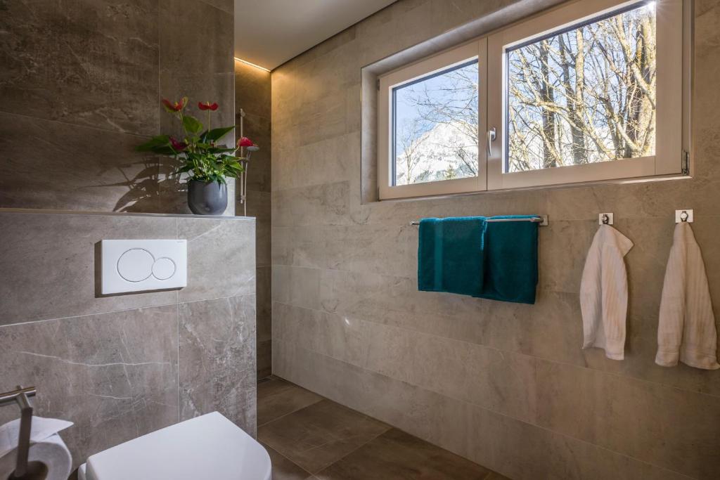 Ένα μπάνιο στο powderhome