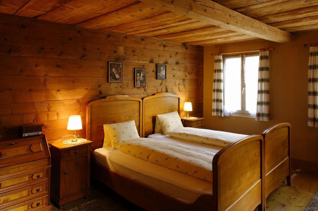 Postel nebo postele na pokoji v ubytování Baeren Hotel, The Bear Inn