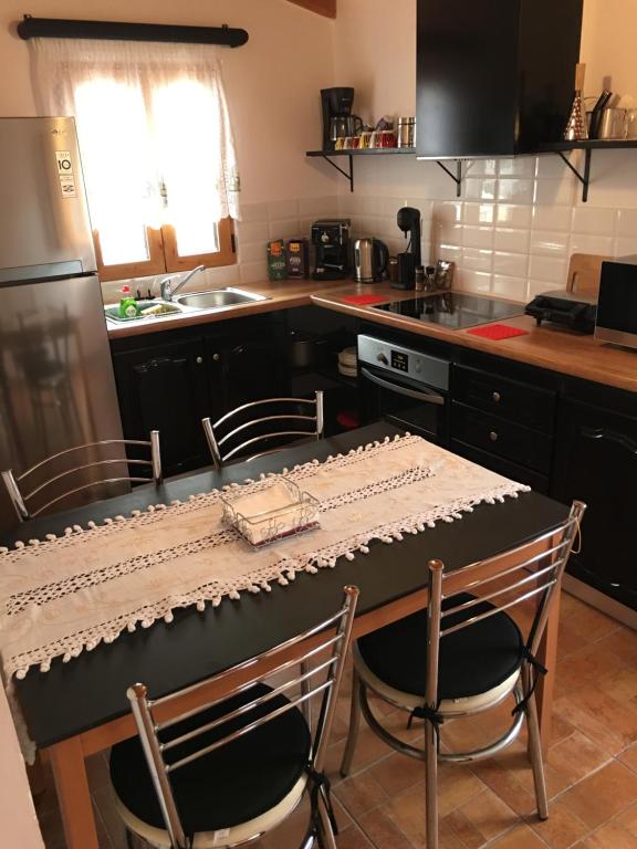 Kuchyň nebo kuchyňský kout v ubytování Casa Kalliroi