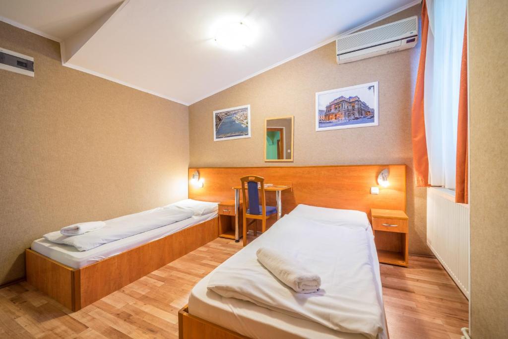 Easy Star Hotel - Habitación Gemela Estándar
