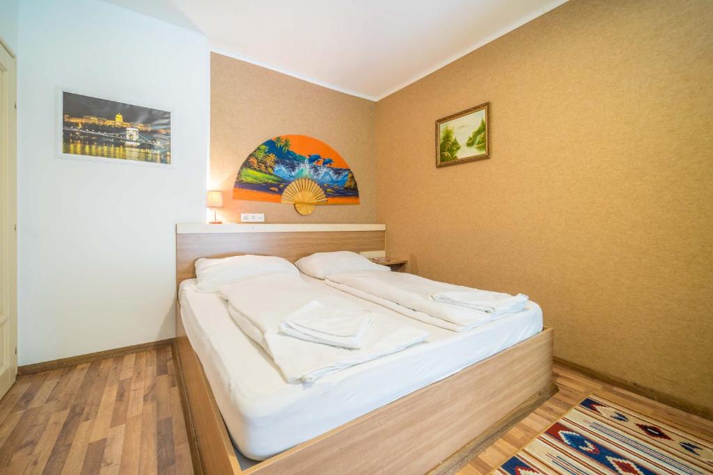 Silver Hotel Budapest City Center - Resim 8