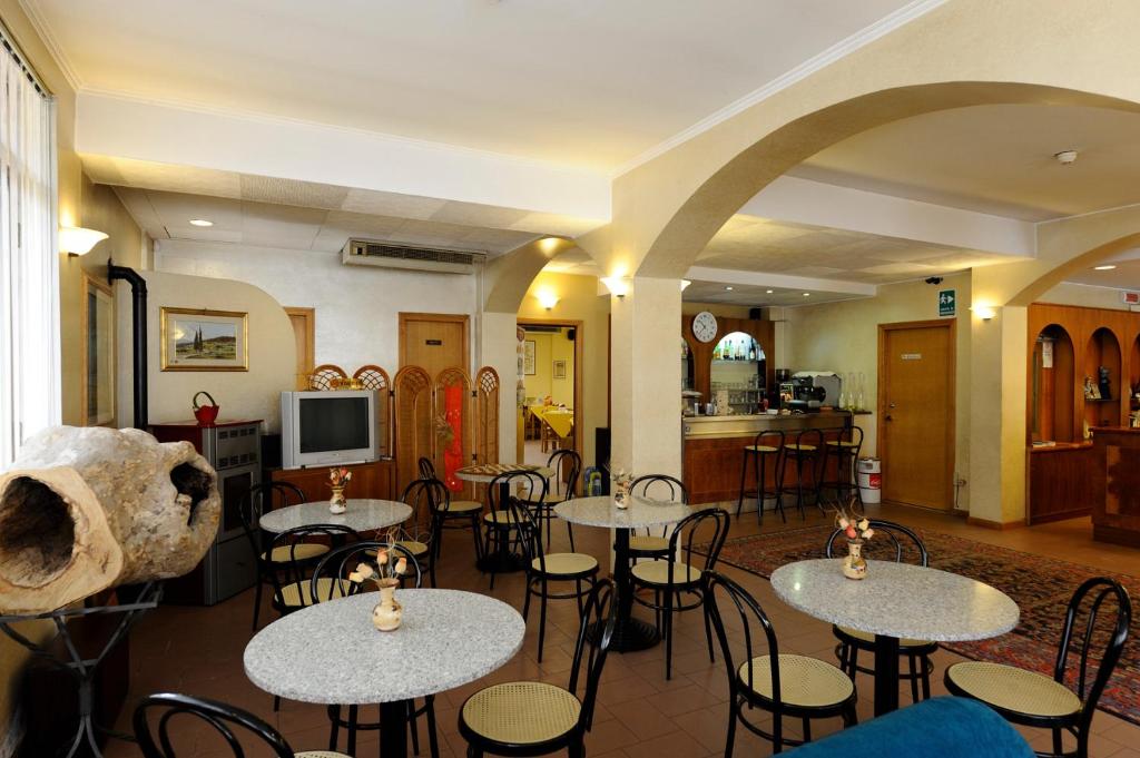 Posedenie v ubytovaní Hotel Trasimeno