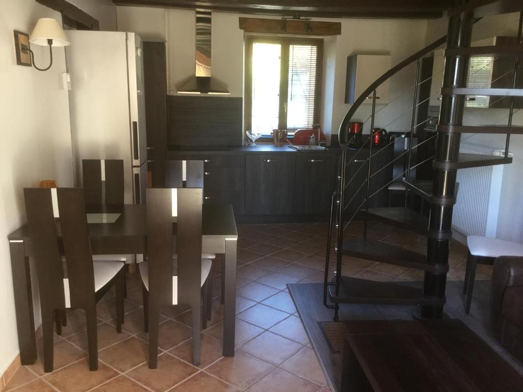 Les Crinieres En Brie - Huis Met Drie Slaapkamers