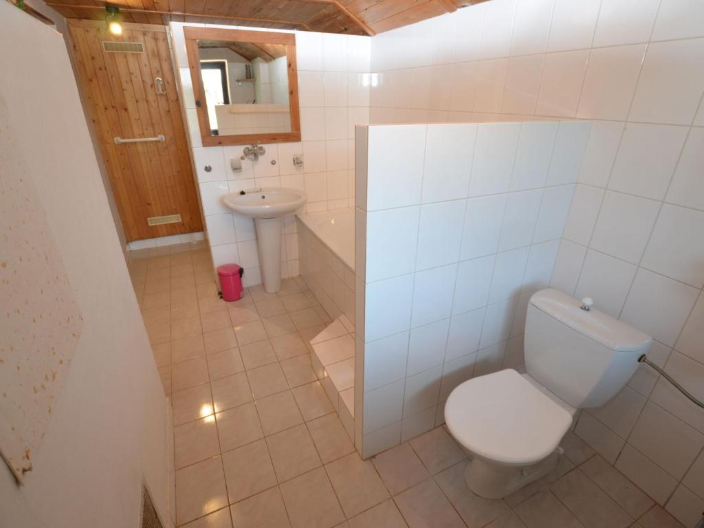 Fotografie z fotogalerie ubytování Luxury Chalet near Ski area v destinaci Mrklov
