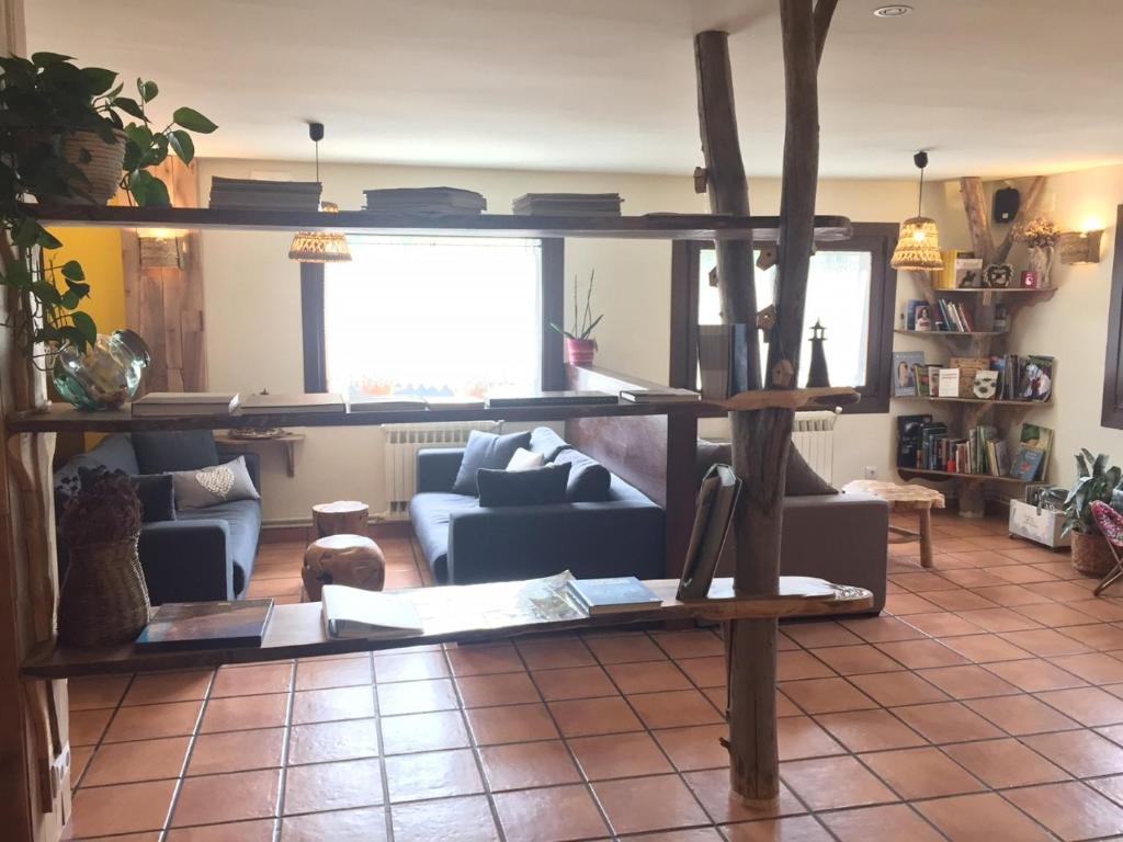 Posezení v ubytování Hostal Rural Sant Climent