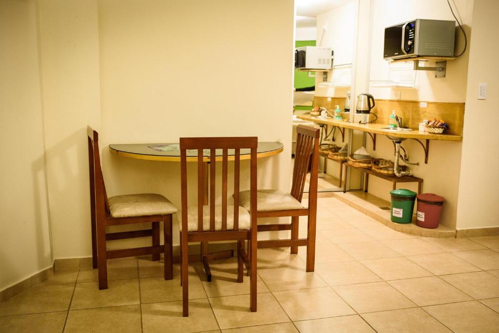 Kuchyň nebo kuchyňský kout v ubytování AVEMAR Apart Hotel