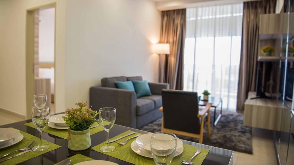 Posezení v ubytování Encorp Marina Suites By Iconic Bliss